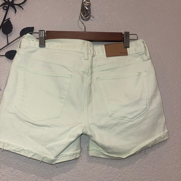Madewell Light Green Denim Shorts – Mid Rise, Size 25 - Picture 4 of 8